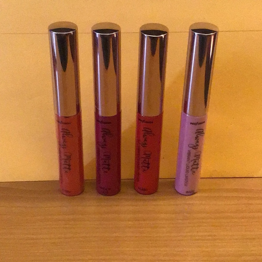 ALWAYS MATTE LIPSTICK ALL 4 FOR 1 WITH FREE GIFT